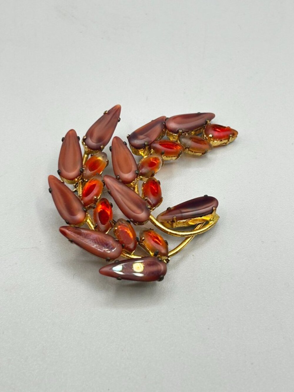 Vintage Unsigned AUSTRIA Pin Brooch Ombre Glass Rhinestones Fall Foliage Design - Picture 6 of 9